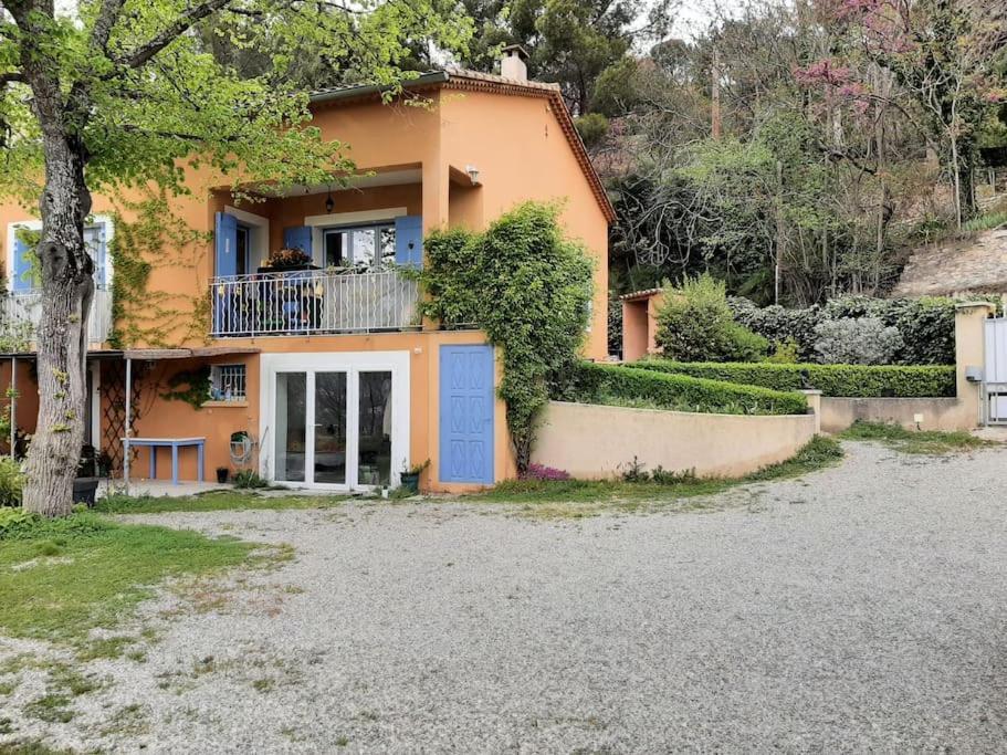 Apartmán T.Belle Vue Panoramique Au Coeur Du Luberon 40M2 + Pergola . Jardin. P Apt Exteriér fotografie