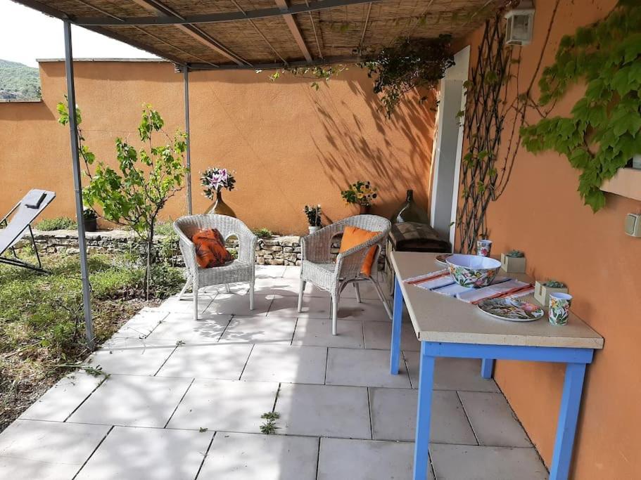 Apartmán T.Belle Vue Panoramique Au Coeur Du Luberon 40M2 + Pergola . Jardin. P Apt Exteriér fotografie